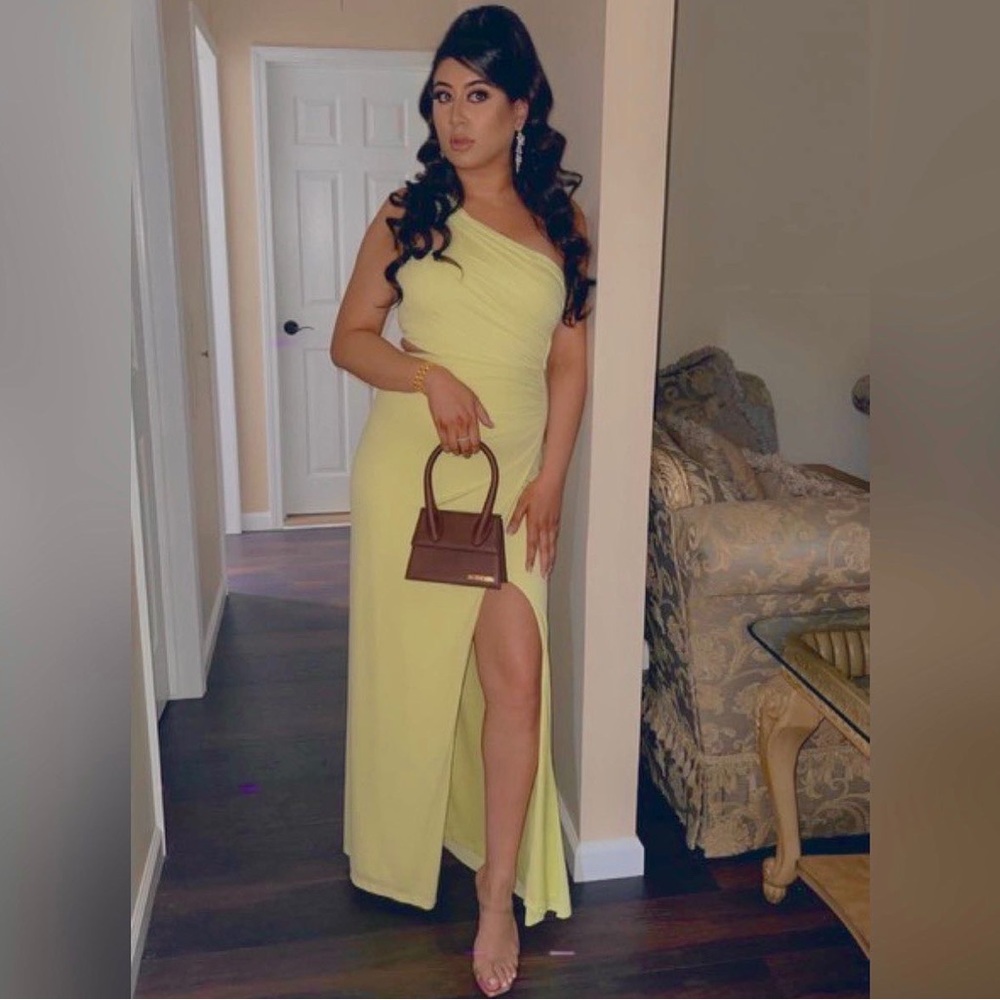 Perfect condition worn just once! BCBG lime green gown with slit.